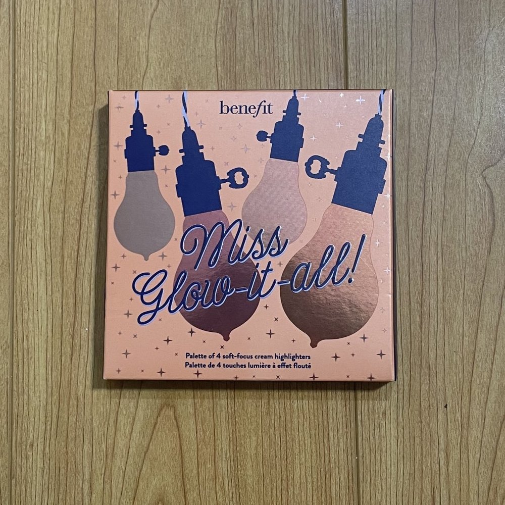 Benefit Miss Glow-It-All Exclusive Highlighter Palette
